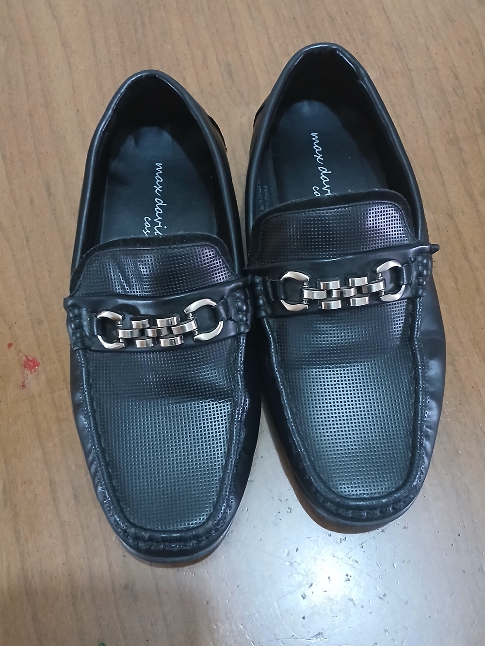 Black Men's Leather Loafers with Metallic Bit